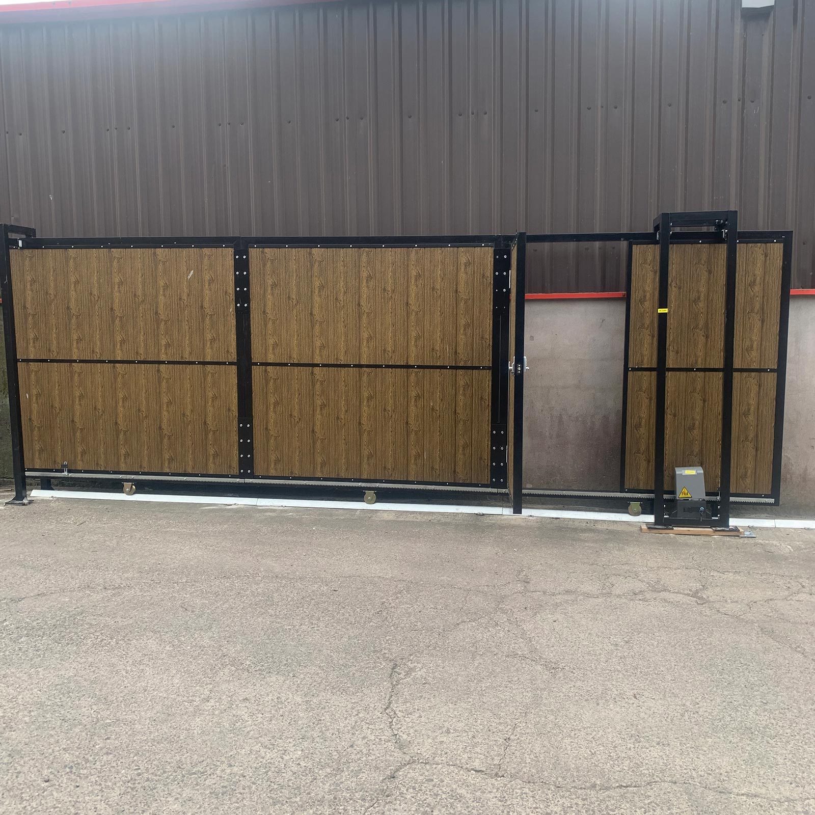 Electric Sliding Gates